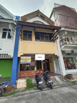 Dijual Ruko area komplek Bp tengah kota