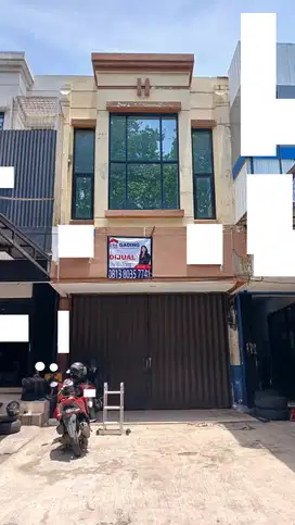 Ss3320- Murah! Dijual Ruko Siap Pakai 4,5 x 16 di Boulevard Raya Nego