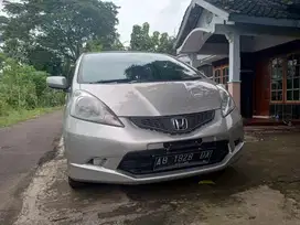 Dijual jazz type s 2011