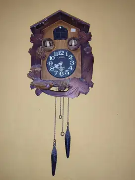 Jam dinding gantung