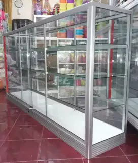 Etalase Panjang 2M x 1M Untuk Perlengkapan Usaha Anda
