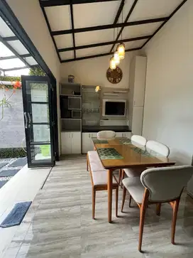Disewakan Rumah Cluster cosmo estate elysium residence Lippo Cikarang