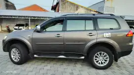 MOBIL SY RAWAT KM 90RB PAJERO EXCEED DIESEL MATIC 2012 COKLAT METALIK