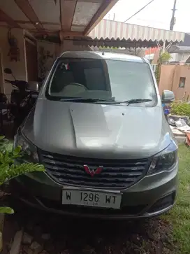 Wuling confero pmk.2023. mulus km masih 10000 km
