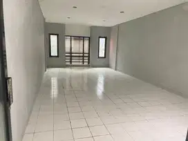 Disewakan Ruko Boulevard Timur Kelapa Gading