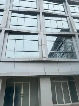 Disewa Murah Ruko Golf Island PIK 4 Lantai Dekat Pagi Sore