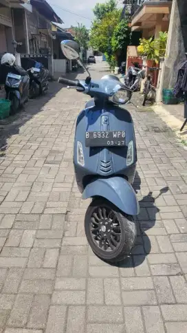 Dijual cepat vespa sprint Iget Piagio