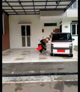 Disewakan Rumah 2 Lantai Cluster Sapphire Gading Serpong
