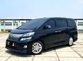 Toyota Vellfire Z Audioless 2013