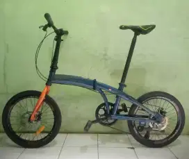 Sepeda lipat odessy phyton UK 20