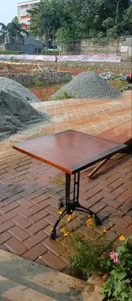 Jual Meja Kayu Kaki Besi