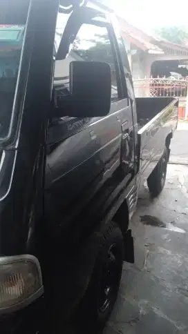 Suzuki carry Futura THN 2012