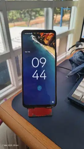 Rog phone 5 white
