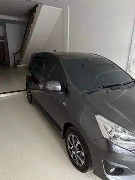 Jual mobil Daihatsu Ayla 1.2 type R