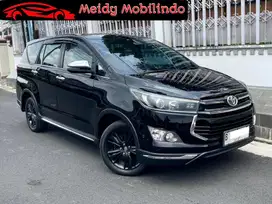 Toyota Innova Venturer 2.4 Diesel AT 2017 matic solar bot v g top 2018