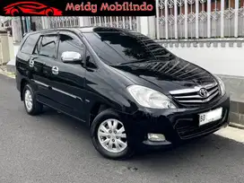 13rb KM/th) Toyota Innova G 2.0 Bensin MT 2011 Manual bot at v ke 2010