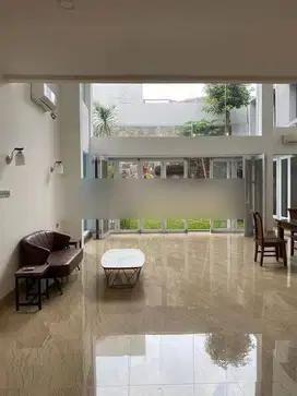 Rumah Mewah Prime Location, Kuningan Jakarta Selatan