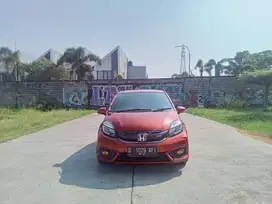 Honda Brio RS 2017 DP 5 jt