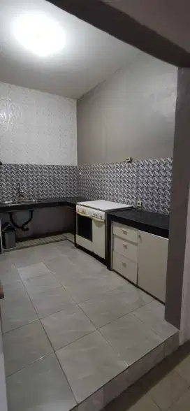 DiJual Rumah 2 lt Cluster Alamanda JGC, Jak Tim