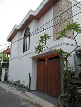 for rent new villa 2 floors modern style pererenan
