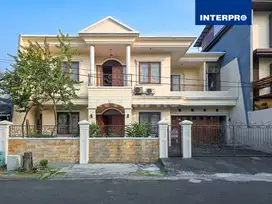 Rumah 2 Lantai Dijual Puri Indah Luas Tanah 320m2