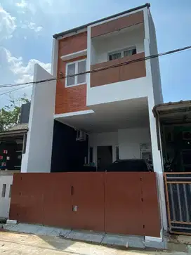 Rumah Bagus 2 Lantai dekat Walikota Pamulang