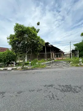 tanah strategis pinggir jalan utama sangat cocok hunian dan usaha