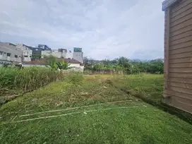 TANAH DALAM KOMPLEK UK 7X17 LOKASI DI EKA SURYA KOMPLEK PINGGIR JALAN