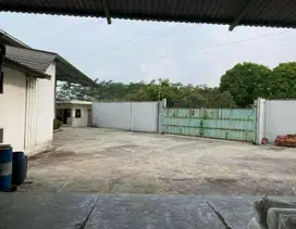 gudang siap pakai lokasi di cimareme strategis