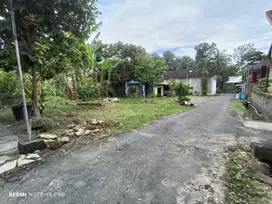 Tanah Pekarangan 300m2 Dekat Kampus Janabadra wates  kulon progo