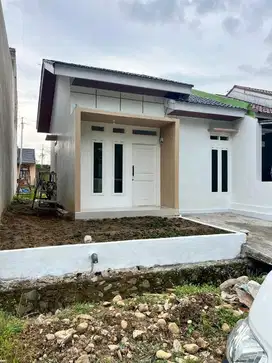 rumah siap huni di lingkungan yg asri