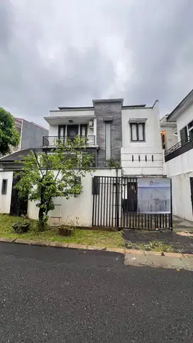 Dijual Rumah 2Lt di Citra Gran Cibubur siap huni