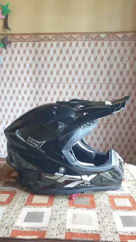 Helm cross JPX ukuran L