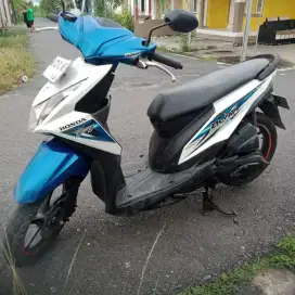 HONDA BEAT 2015 TIPE STARTER SUDAH YG SUARA HALUS KELENGKAPAN BPKB