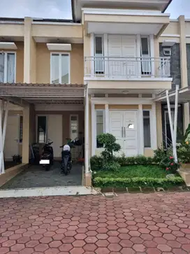 Jual Rumah 4 KT Siap Huni 15 Menit ke Botani Square Harga Nego J-27124