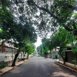 Dijual Rumah Lama Hitung Tanah lokasi Strategi dekat Cipete Raya