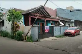 Jual murah rumah hook di Perum Villa Pertiwi, Jl. Raya Bogor Jakarta