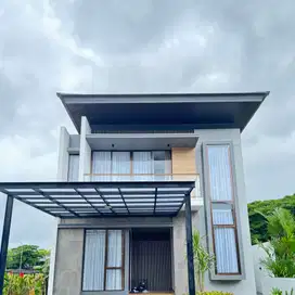 RUMAH MEWAH CANTIK DEKAT DARI PUSAT KOTA MAKASSAR DI HERTASNING BARU