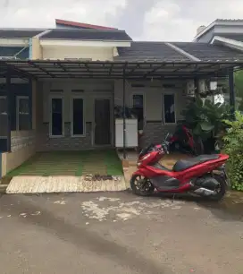Dijual rumah dalam cluster