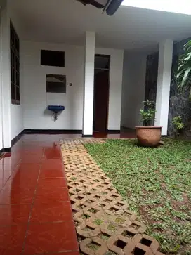 rumah Gandaria dalam komplek di jual