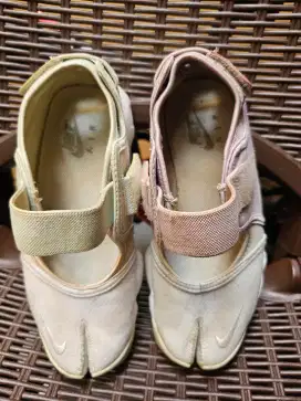 Sepatu Nike size 39