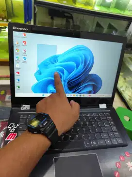laptop lenovo yoga 3 core i7 dualvga sudah ssd