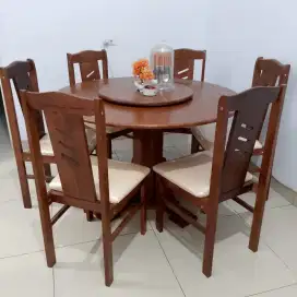 Meja Makan Bulat Elegant