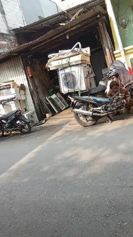 Jika ada AC bekas yang tidak layak pakai hubungi kami