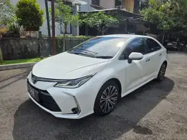 Toyota ALTIS 1.8 V 2020 / Km 10.rb !!