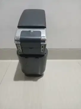 Arm rest daihatsu Sirion th 2020