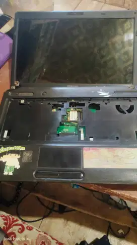 lcd laptop toshiba satellite c6400 + ram 3 + mesin