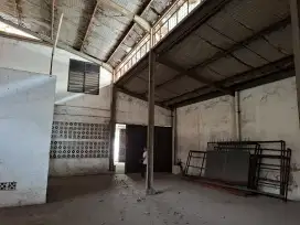 Dijual kantor+gudang 1000m2 Jl. Soekarno Hatta