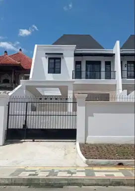 Dijual Rumah Nyaman di Duren Sawit Jakarta Timur