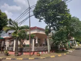 Jual Rumah strategis komplek Batununggal Bandung